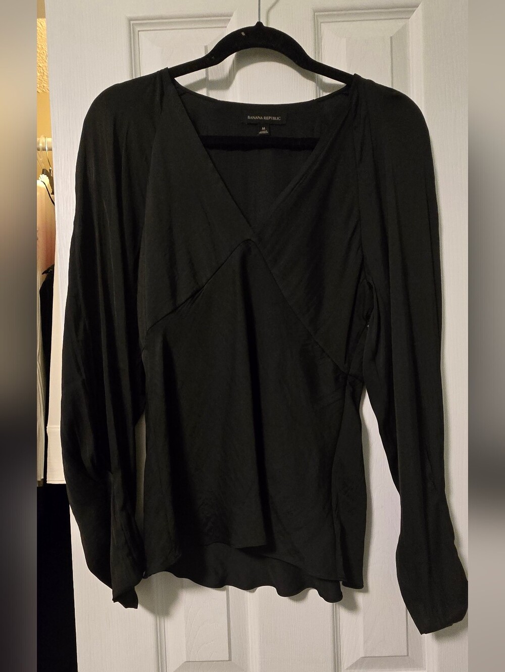 Banana Republic V-neck Blouse, Black, Size M